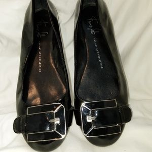 a9,887 Franco Sarto Black Patent Leather Shoes